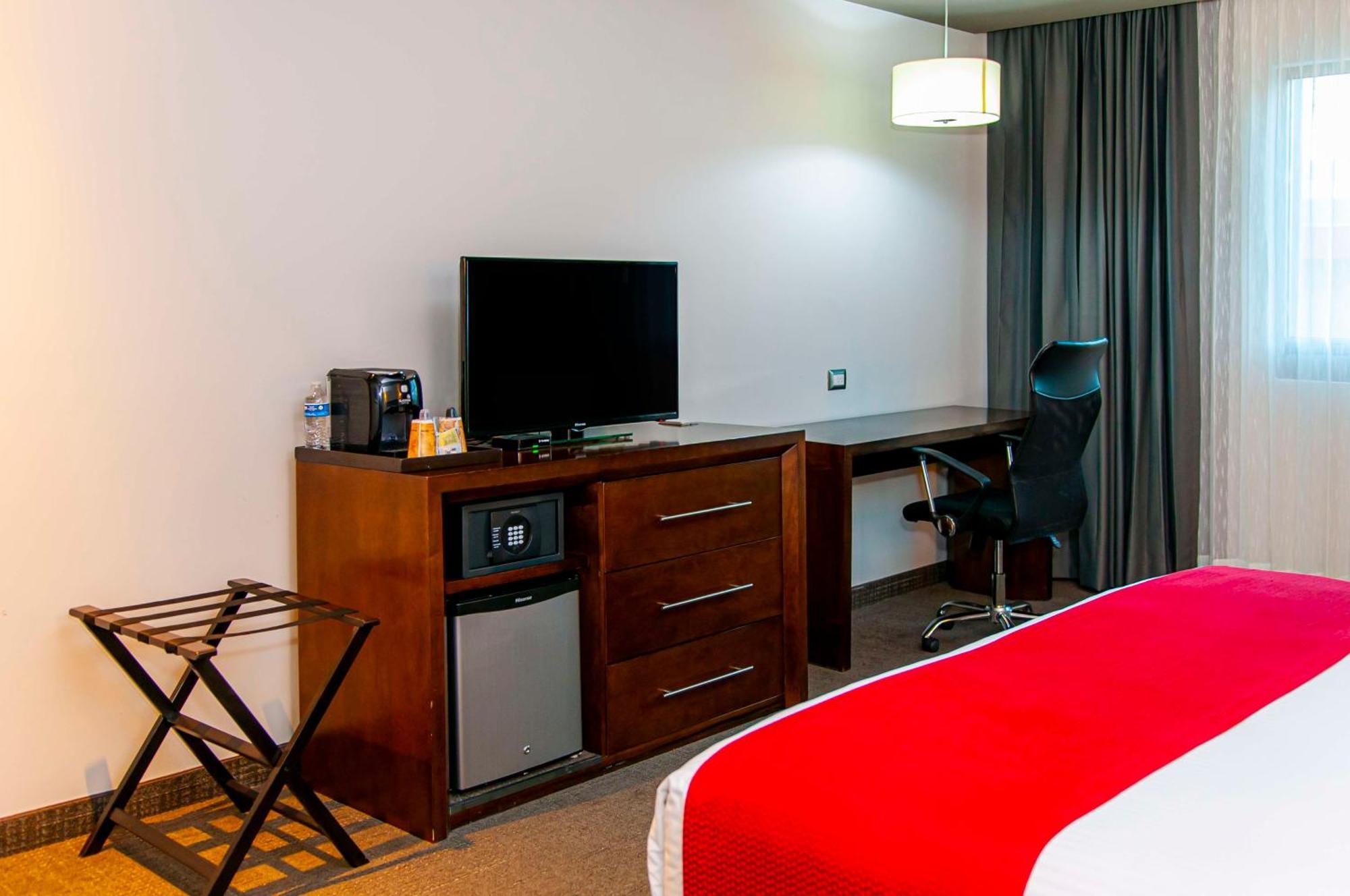Best Western Plus Santa Cecilia Pachuca Екстер'єр фото